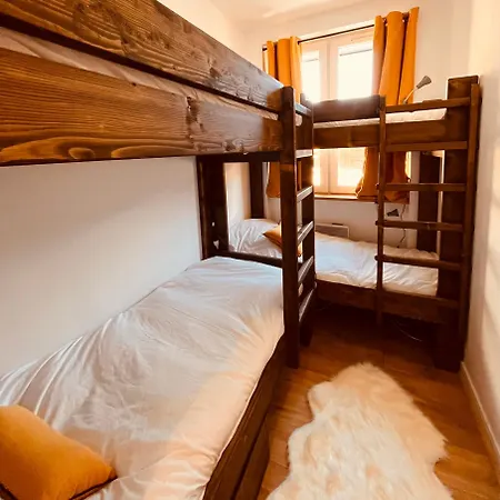 Superbe Village דירה