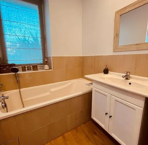 Superbe Village קורשבל